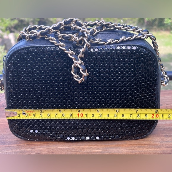 EUC Whiting and Davis International Metallic Mesh Bag - Picture 8 of 14